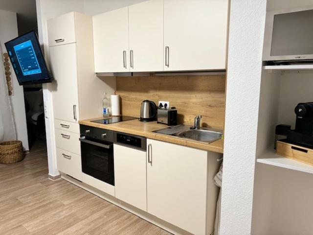 Charming Homes - Studio 10 Волфсбург Екстериор снимка