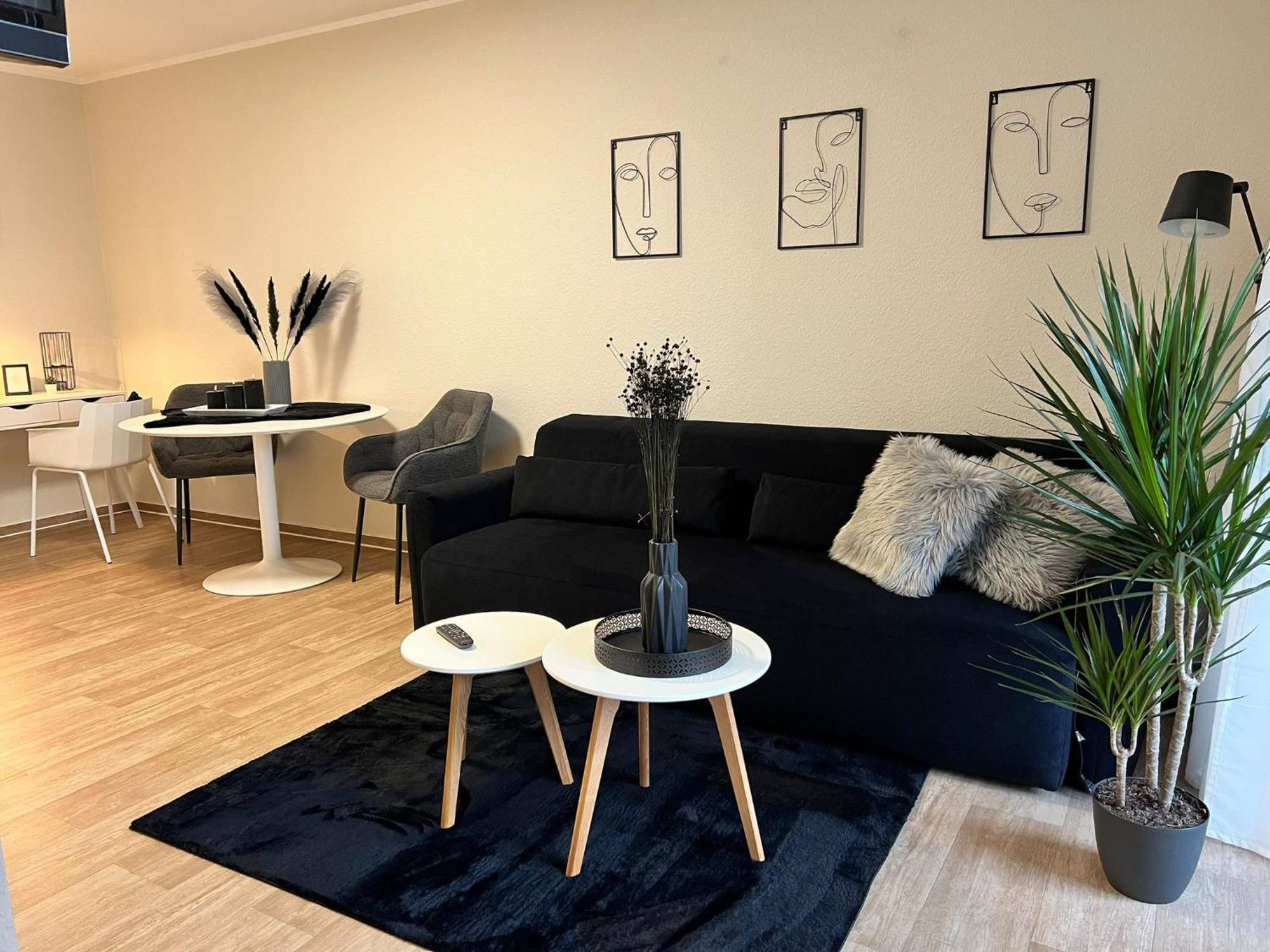 Charming Homes - Studio 10 Волфсбург Екстериор снимка